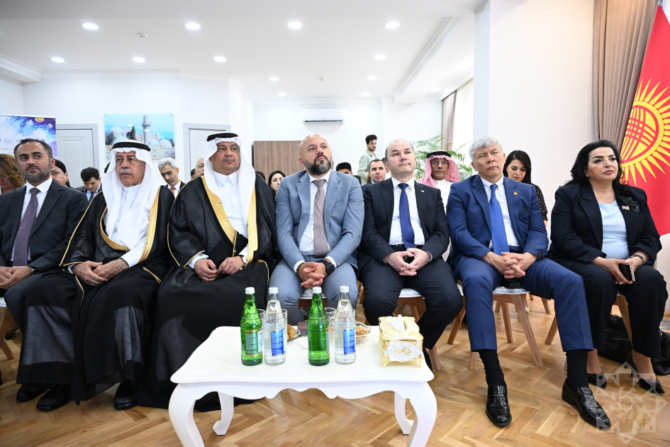 Bakıda ərəb dili üzrə beynəlxalq təlim proqramının bağlanış mərasimi olub